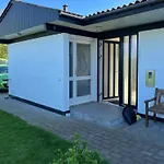 Tatil Evi 70s With Views Over The Sea