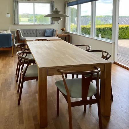 70s With Views Over The Sea 펜션 Brenderup