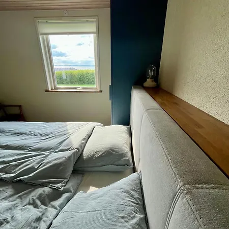 펜션 70s With Views Over The Sea *