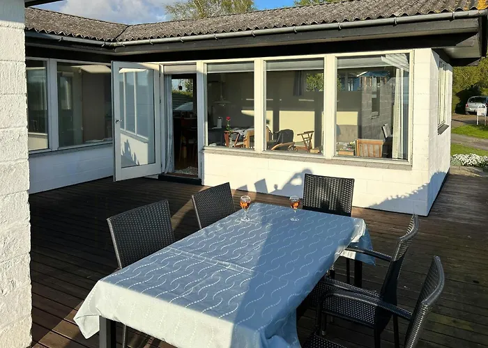 70S Holiday Home With Views Over The Sea * Brenderup